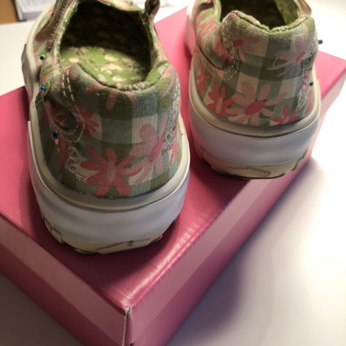 Barbie kids shoes size 32 like new, colorful, canvas with rubber sole