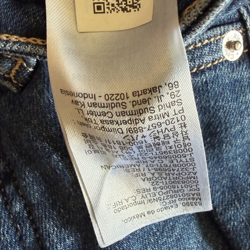 Calvin Klein Skinny Bootcut Jeans new, size 24
