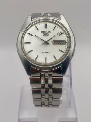 Vintage Seiko 5 Automatic 7009-8040
