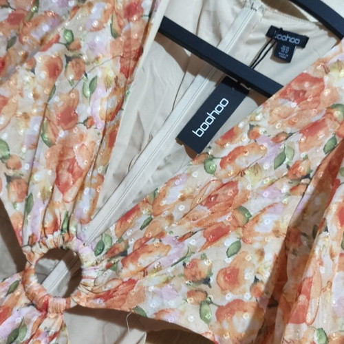 Boohoo floral dress, size L