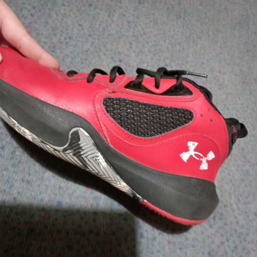 Under Armour men's shoes used, size 38, red