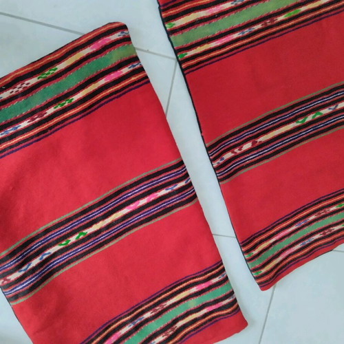 Woven pillowcases like new, 60x35 cm, traditional design