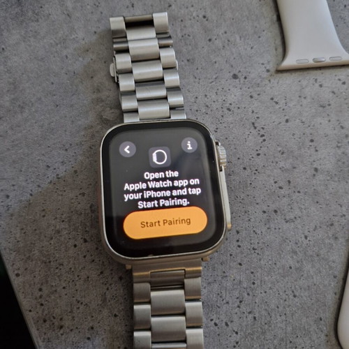 Apple Watch SE model A2352 used with accessories