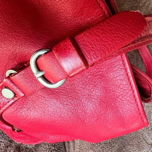 Guy Laroche shoulder bag red leather like new