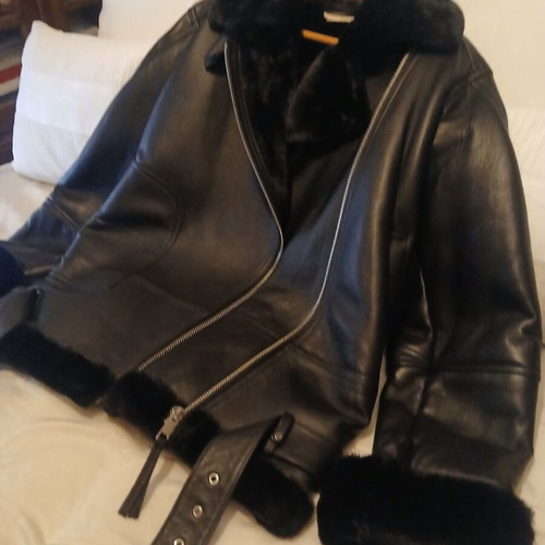 Leather jacket with fur lining new, size 44, unisex, black