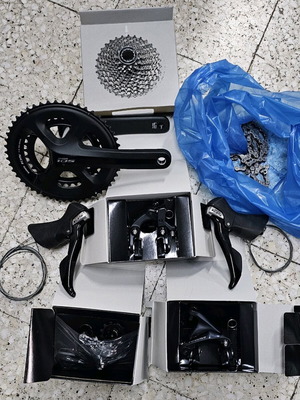 Σειρά Shimano 105 5800 και φρένα Ultrega σαν καινούργια σετ