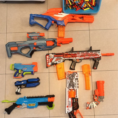 Nerf and Xshot toy guns like new, full set