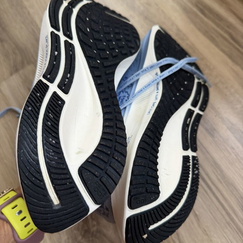 Nike Air Zoom Pegasus 38 running shoes like new, size 41, blue