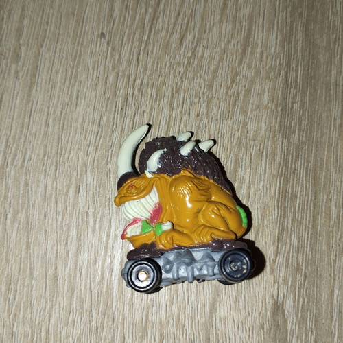 Sketistas Skateboardmania figure no 17, like new