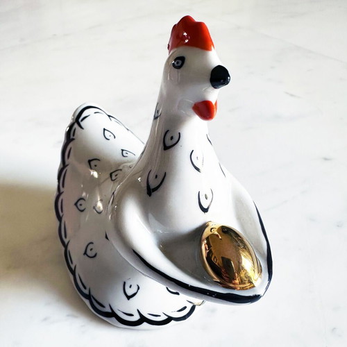Vintage porcelain decorative chicken Gardner Russia like new