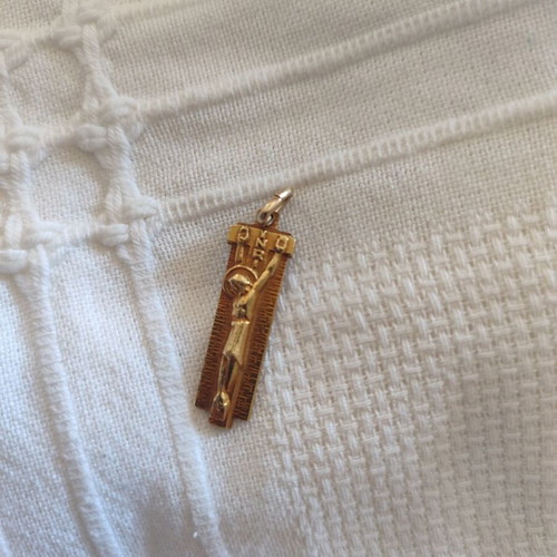 Gold cross pendant (Crucifix) 18K, INRI engraving
