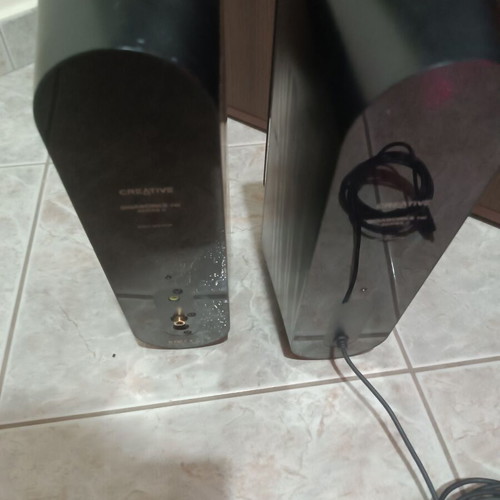 Creative GigaWorks T40 Series II 2.0 speakers used, stereo system