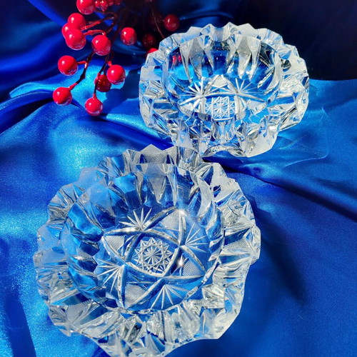Vintage crystal ashtrays set of 2, lead crystal Bohemia, like new