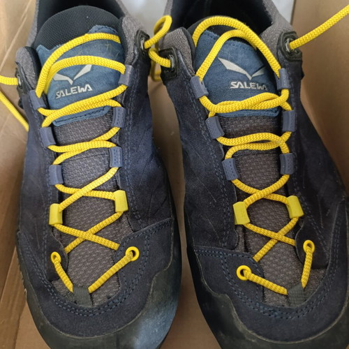 Salewa MS MTN GTX shoes like new, size 44.5, black, athletic