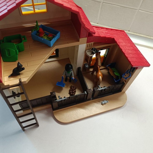 Playmobil Country Pony Club 6927 farm stable with animals used