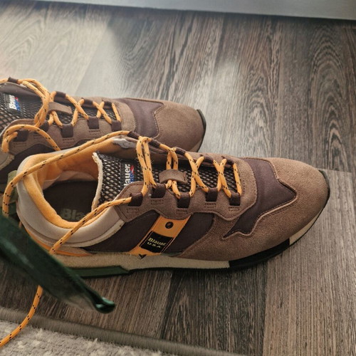 Blauer men's sports shoes like new, size 44, brown with orange and green accents