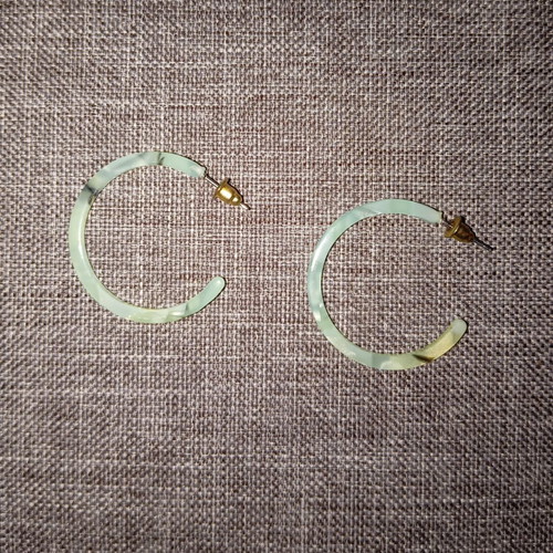 Women's earrings like new, unworn