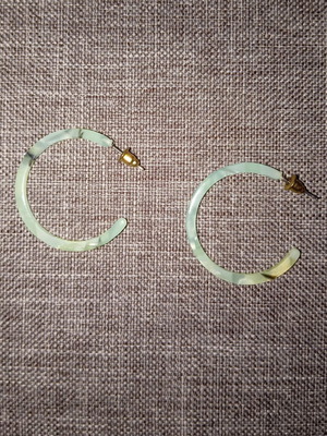 Women's earrings like new, unworn