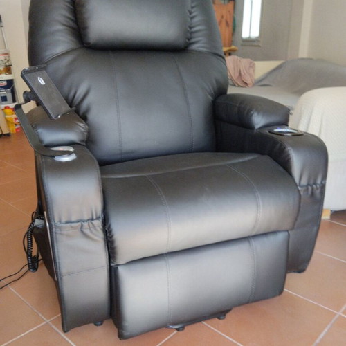 Electric recliner armchair with massage like new