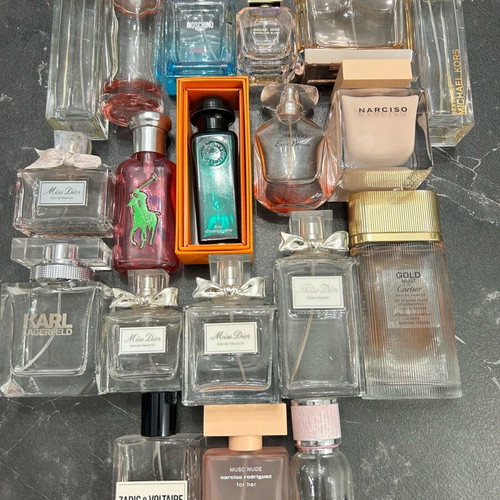 Empty perfume bottles like new, pack of 19 pieces