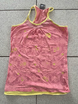 Nike Vintage 90s/Y2K Tank Top in Excellent Condition