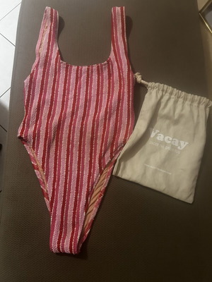 Vacay The Brand One-Piece Swimsuit like new, red and pink, size S