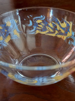 Collectible bowl used with D. Mytaras designs Arcoroc France