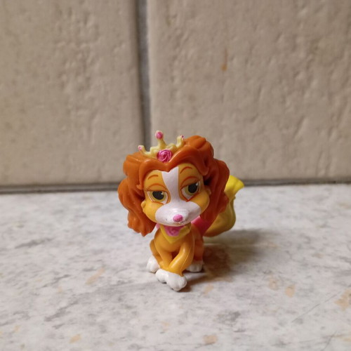 Dog figure like new