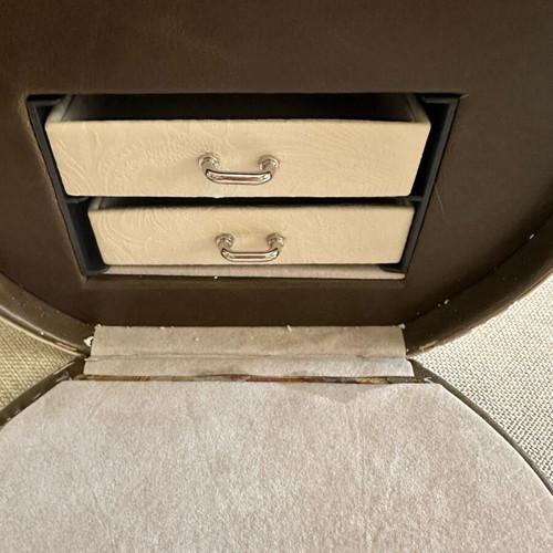 Jewelry box case with drawers, mirror and keys like new