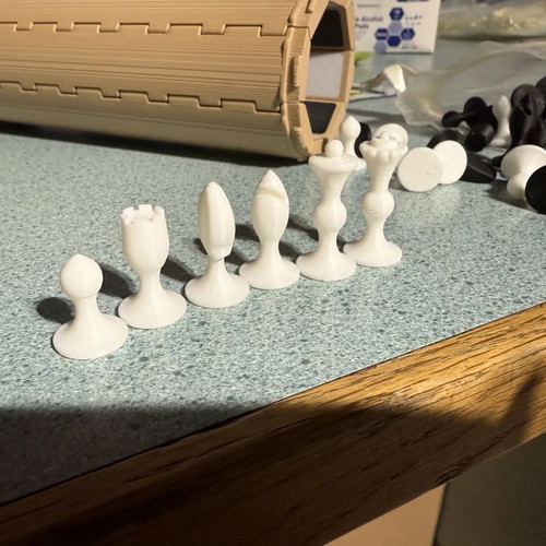 Foldable chess new with 3D printed compact board