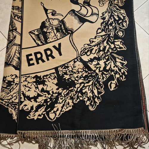 Burberry Equestrian Knight Prorsum Cashmere Blanket Cape Poncho like new