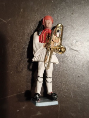 Athina Evzones Band Figurine like new