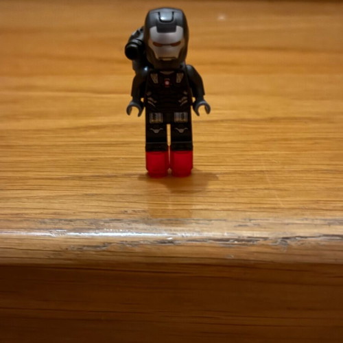 Lego Marvel Avengers Tower War Machine Mech Armor figure like new