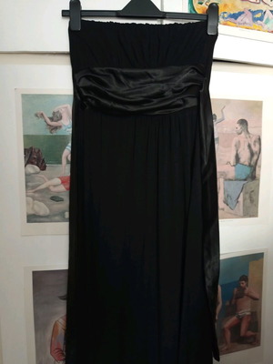 Long mako dress with satin belt new, black