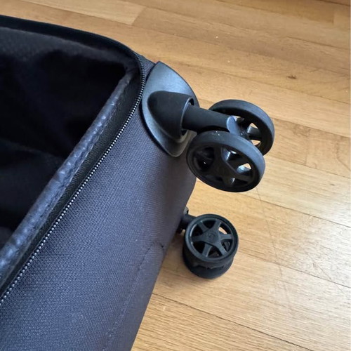 Samsonite Litebeam Spinner cabin luggage, black, 4 wheels