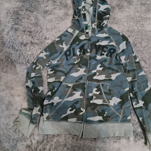 United Colors of Benetton kids camouflage cardigan used, age 10-11