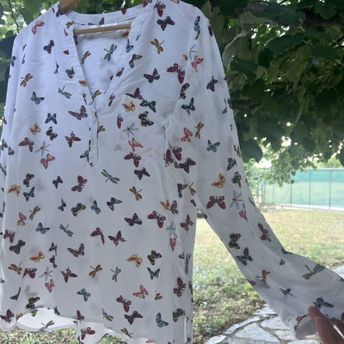 White blouse size 44 like new