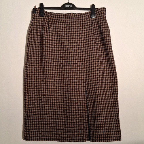 Checked skirt like new, dark brown with blue, alpha line, size L