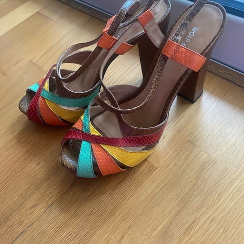 WOLP & CO sandals like new, brown with crisscross straps