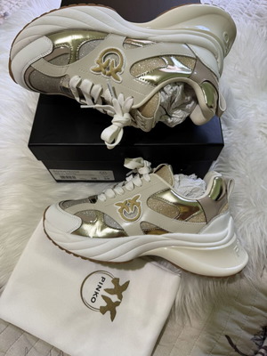 Pinko sneakers size 38 like new