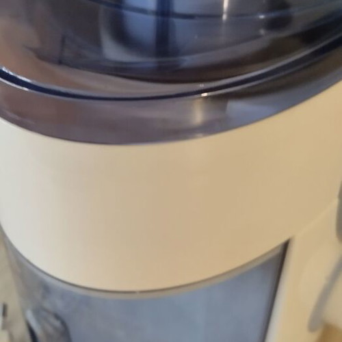 Avec Original Fruit and Vegetable Juicer white, new, Model GS-330