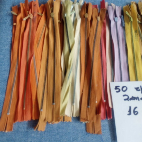 Lot of 50 ZAMA Minion metal zippers, 16 cm