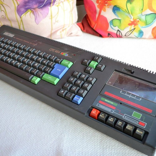 Amstrad CPC 464 Spanish used with two games