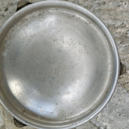 Food container used from the 60s decade