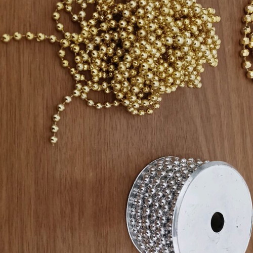 Decorative plastic garlands like new, set
