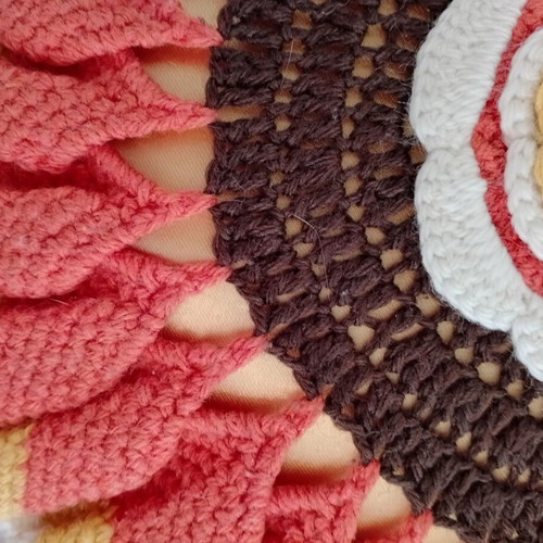 Handmade oval knitted pillow used 35x35cm