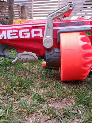 mega nerf megalodon 20×1