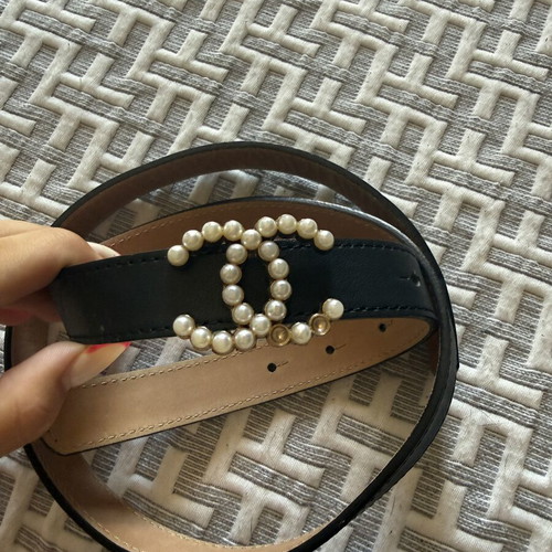 Chanel belt like new, black leather with soft alcantara inside, size 100-40