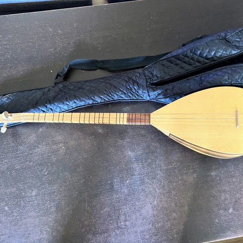 Cura Saz traditional string instrument 80cm with case