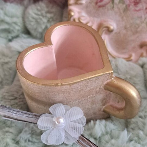 Custom-made gypsum ceramic set with vase, heart-shaped cup, and tray